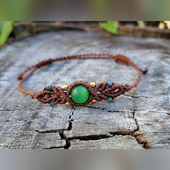Handmade Gemstone Macrame Bracelet - Picture 6 of 6